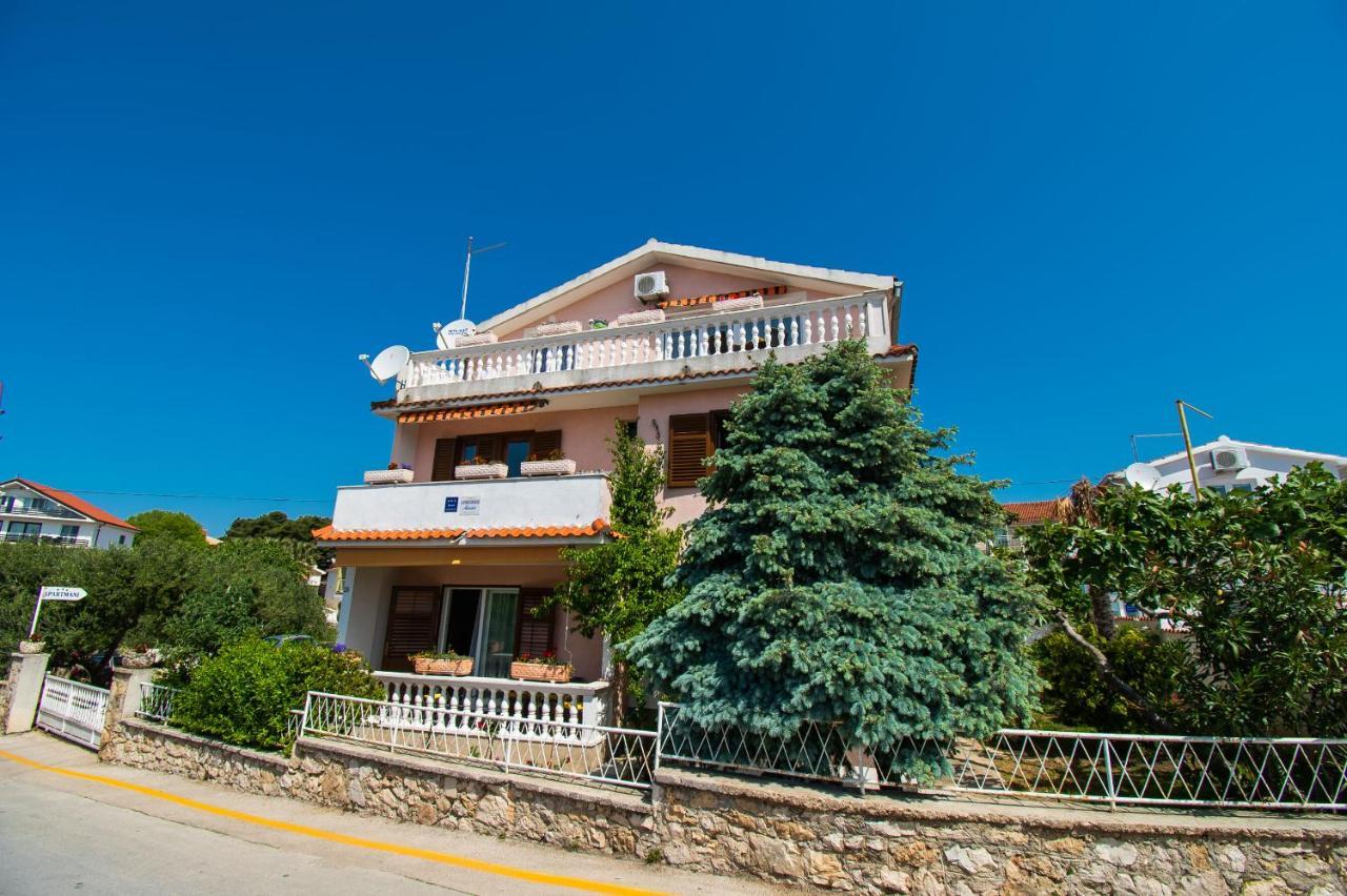 Apartments Happy Place Βόντιτσε Εξωτερικό φωτογραφία