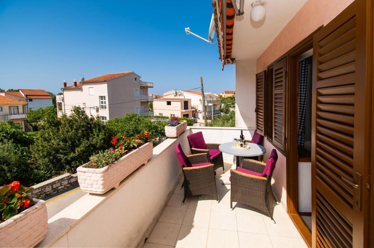 Apartments Happy Place Βόντιτσε Εξωτερικό φωτογραφία