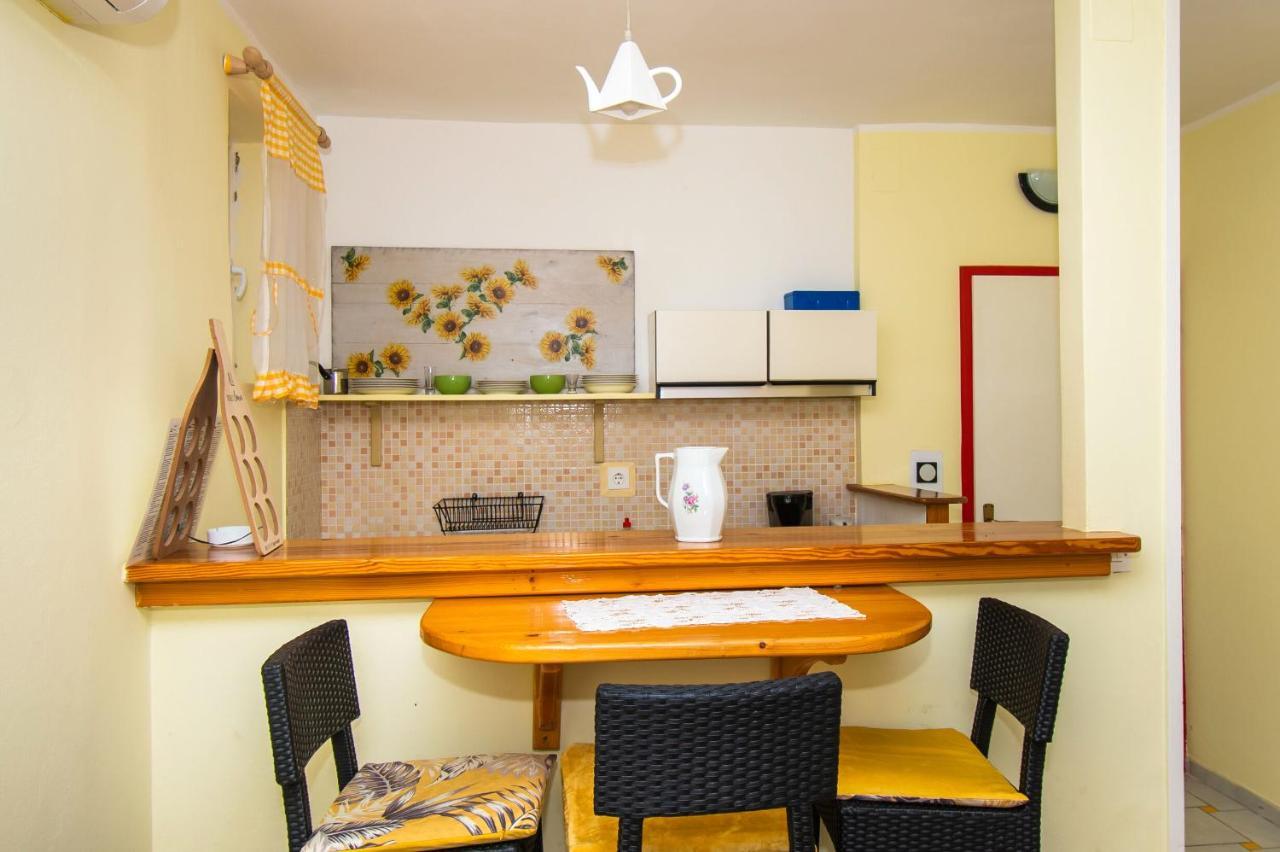 Apartments Happy Place Βόντιτσε Εξωτερικό φωτογραφία
